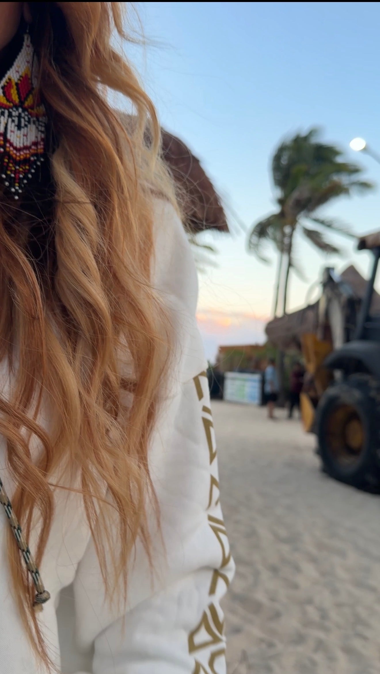 RAZIEL — MAYA AXIS SET
Blanc Sacré · Or Sable ·Set Raziel +ODLC Pant