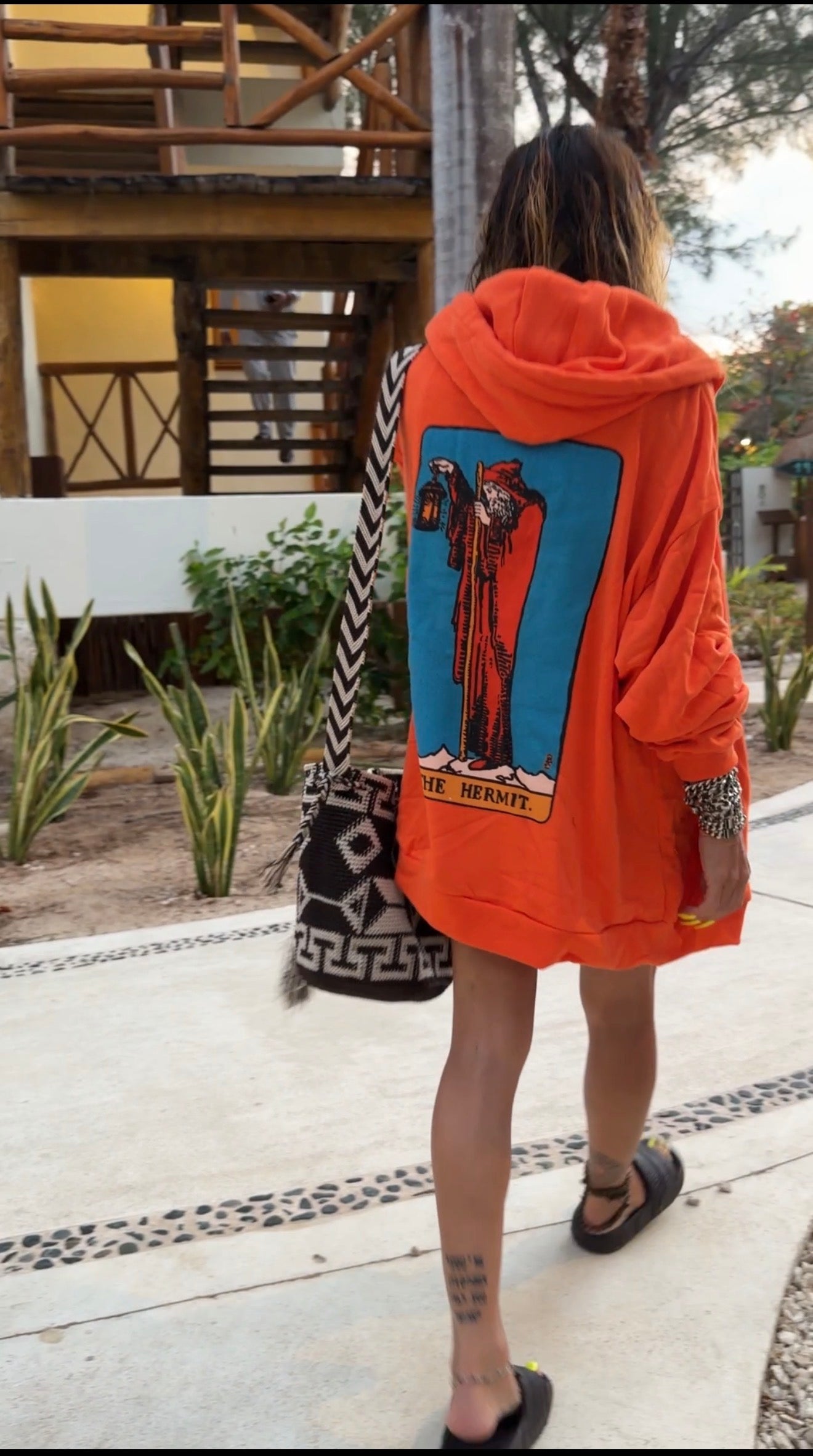 đ„ RAZIEL â Ădition Hermit
Tarot de LA Connaissance- Orange incandescent.