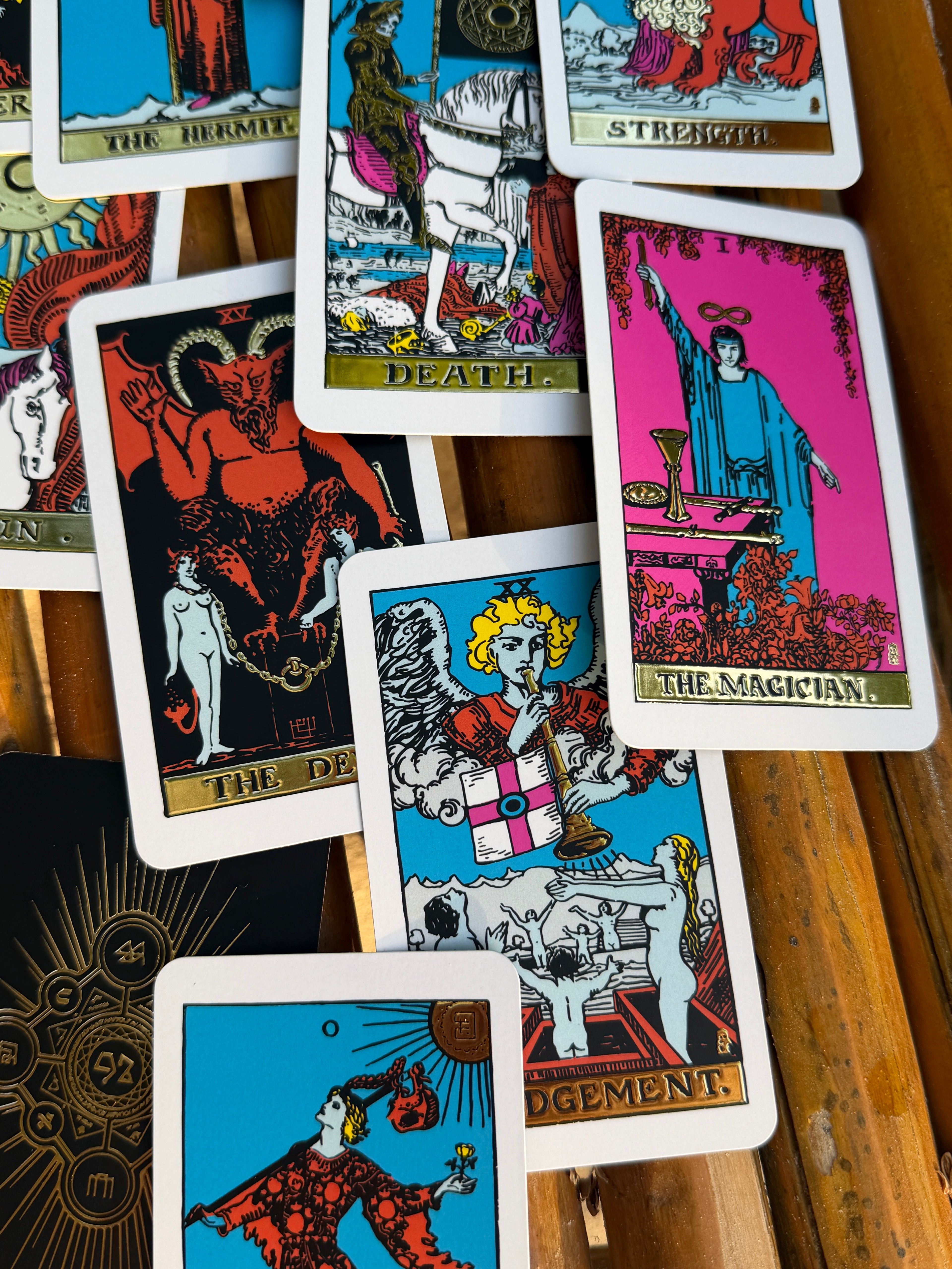 THE KNOWING ONE TAROT
AXIS XXIII