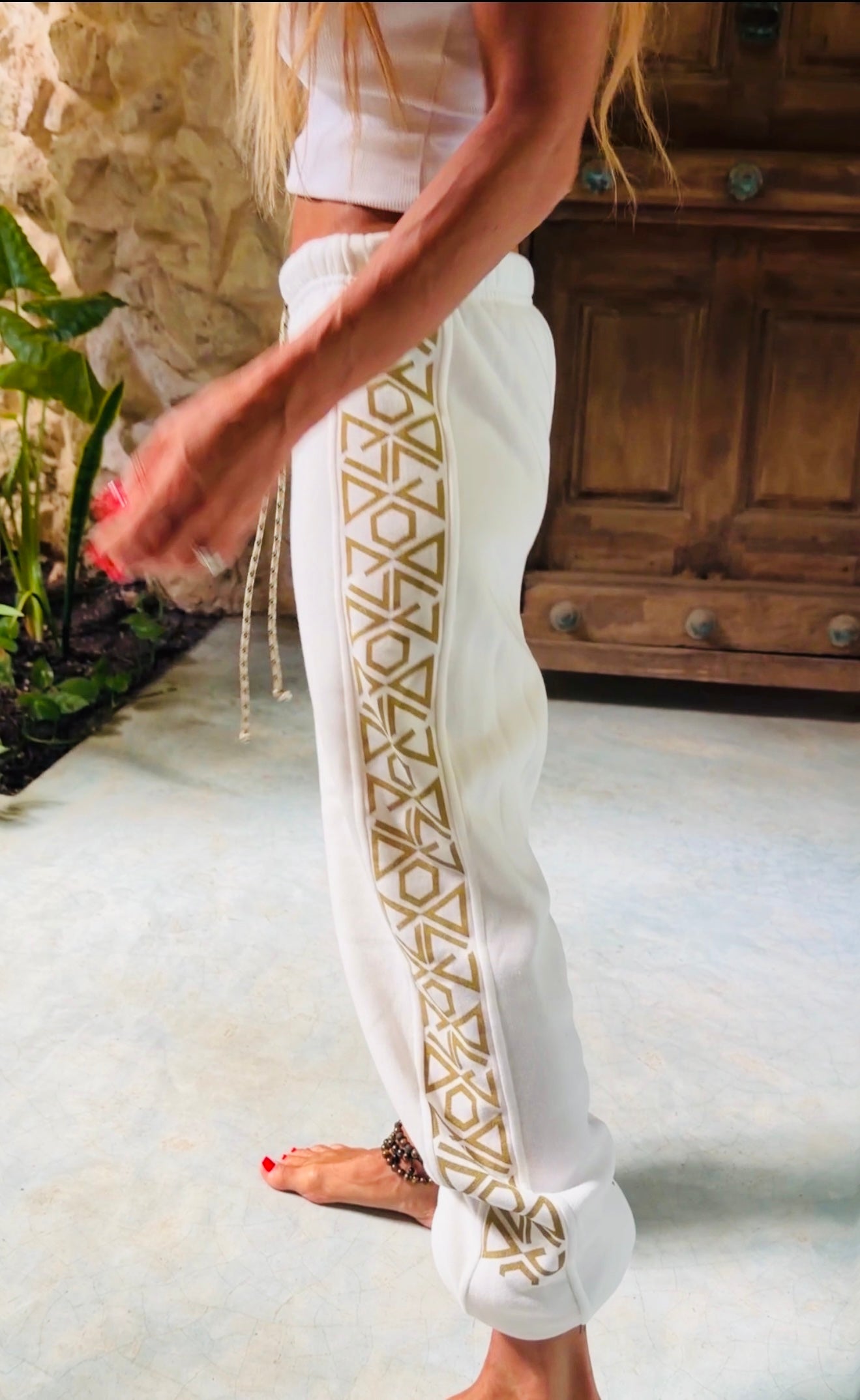 RAZIEL — MAYA AXIS SET
Blanc Sacré · Or Sable ·Set Raziel +ODLC Pant