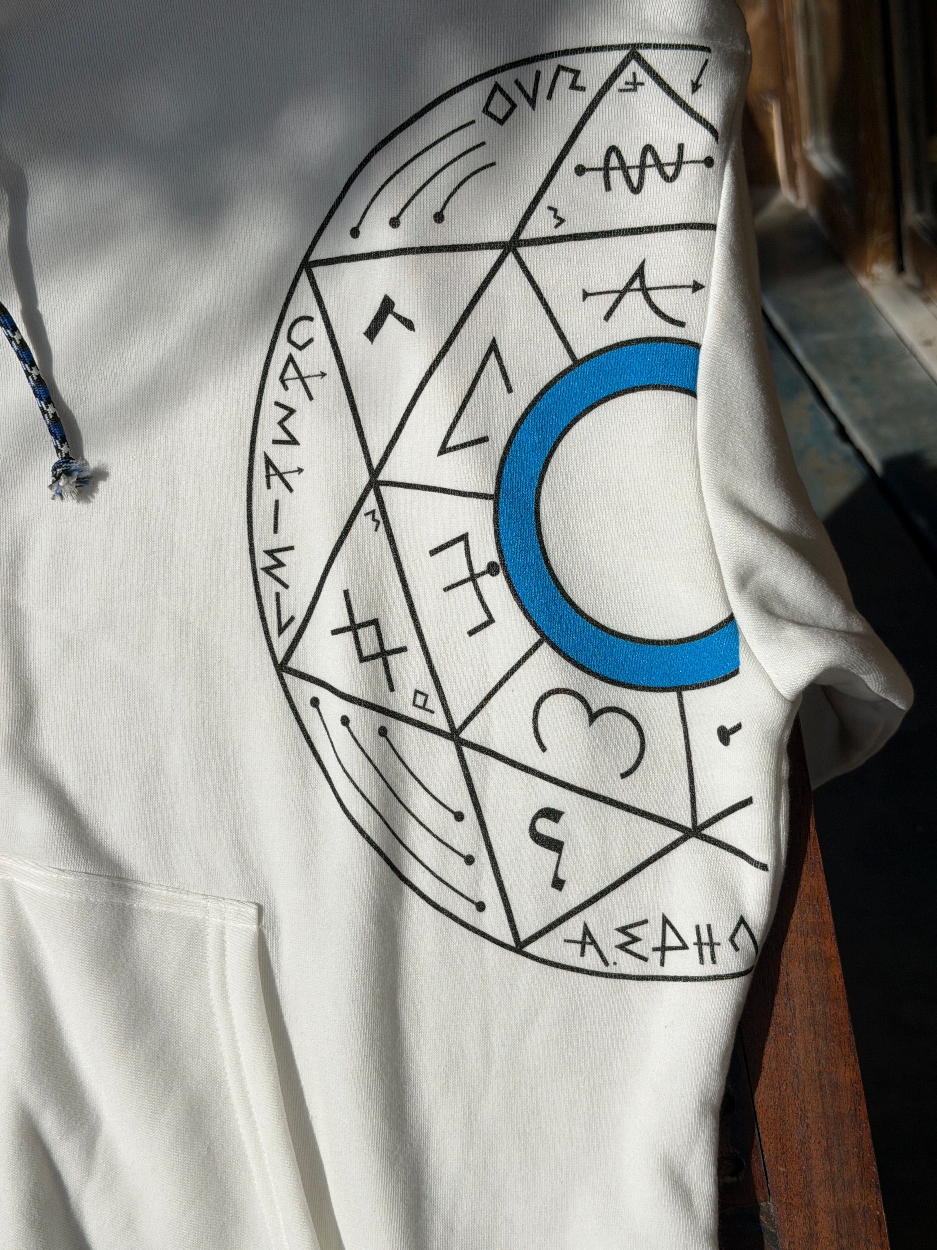 RAZIEL — ALBA TRINITY
White Edition