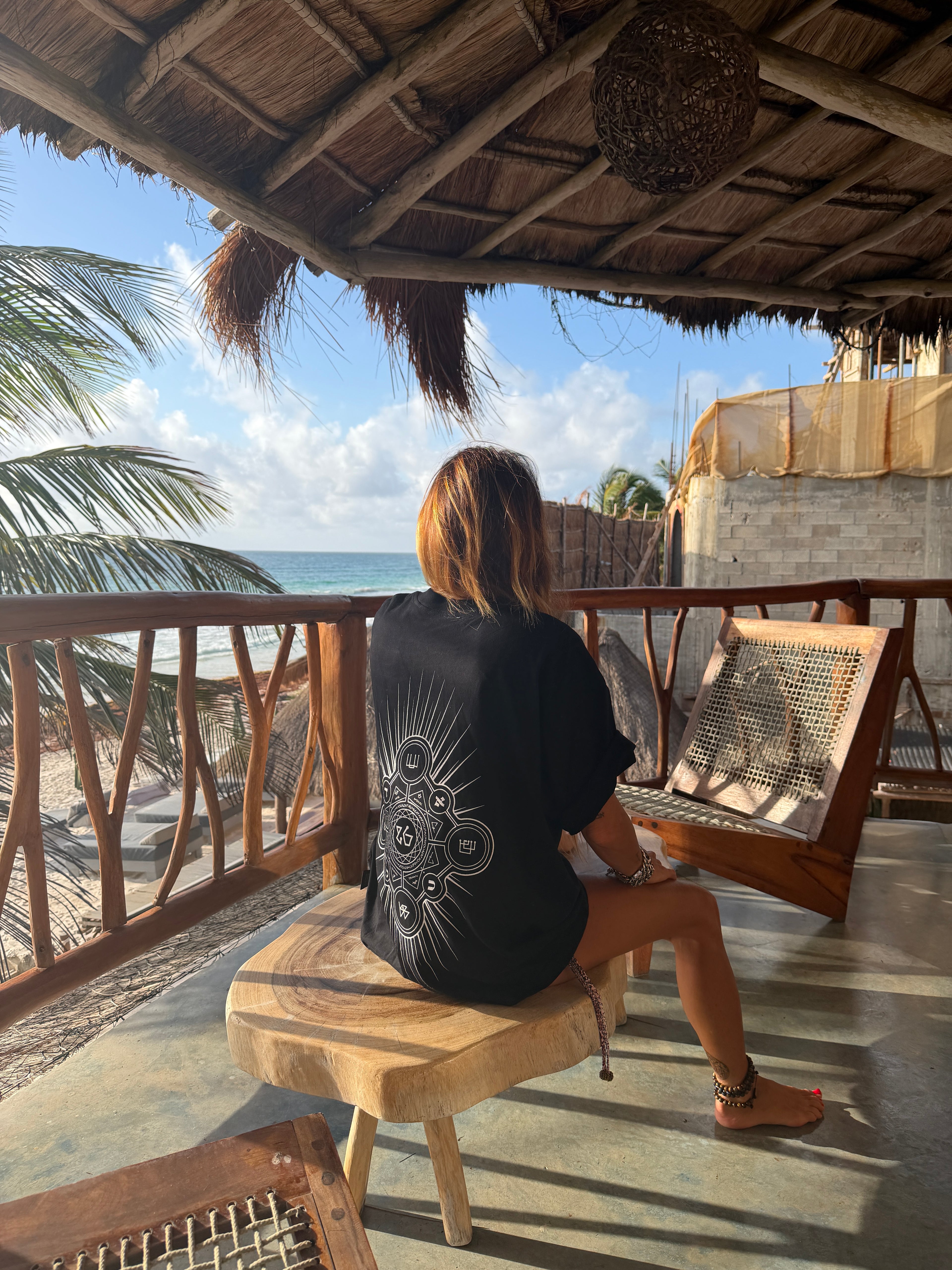 BACK OF KNOWING-BLACK EDITION