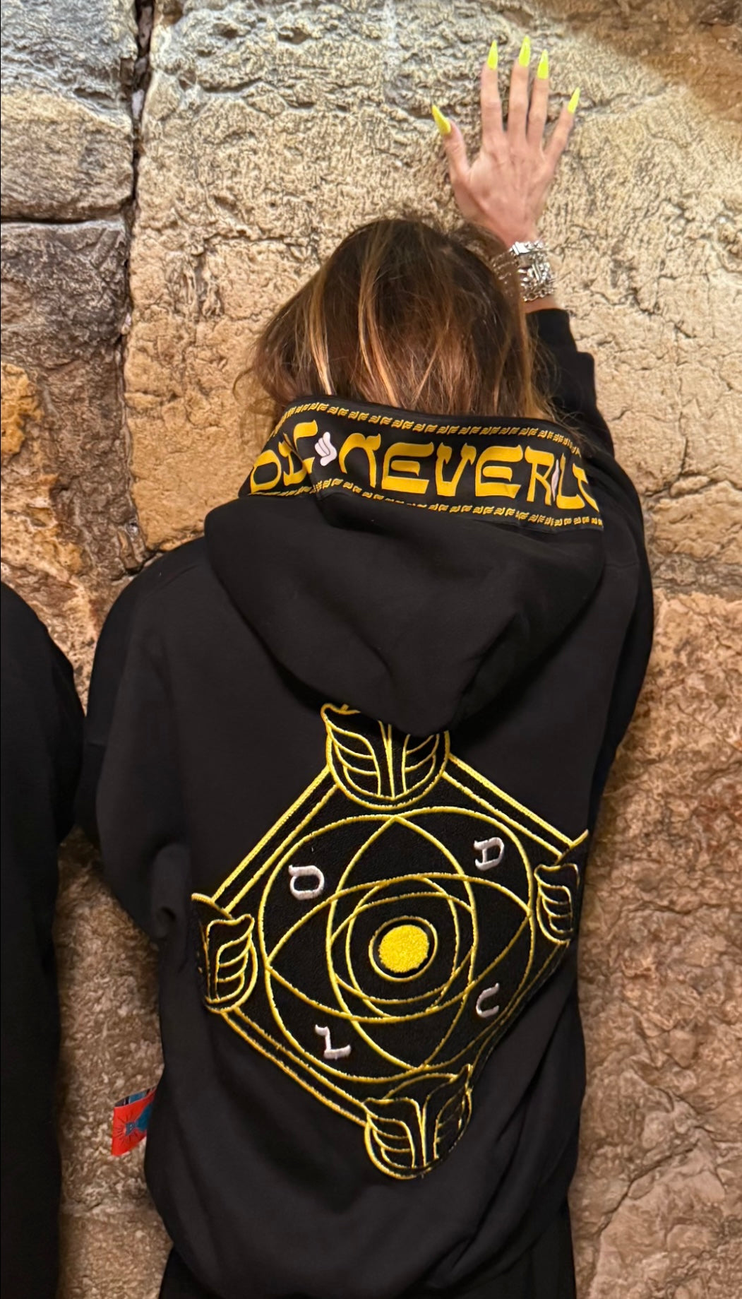LE GOHEL Black &amp; Gold - Hoodie Limited Edition