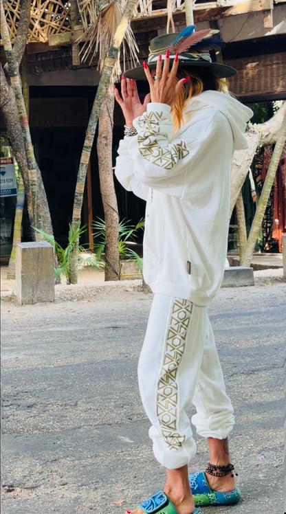 RAZIEL — MAYA AXIS SET

Blanc Sacré · Or Sable ·Set Raziel +ODLC Pant