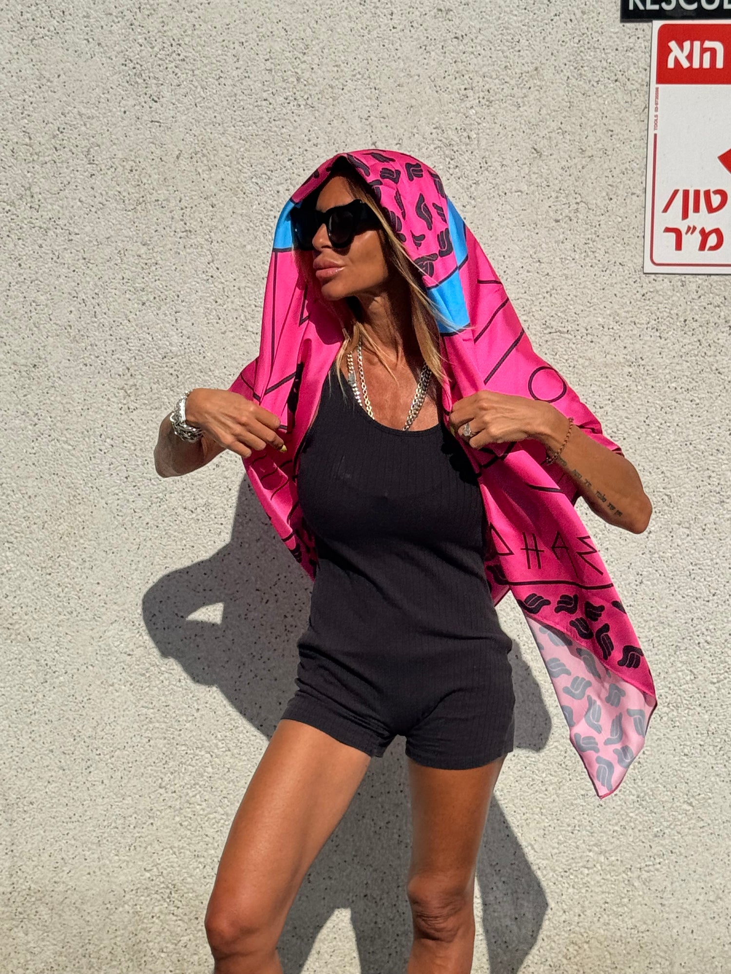 TRINITY Pink - Mamy Dolly Prayer Schwal Limited Edition