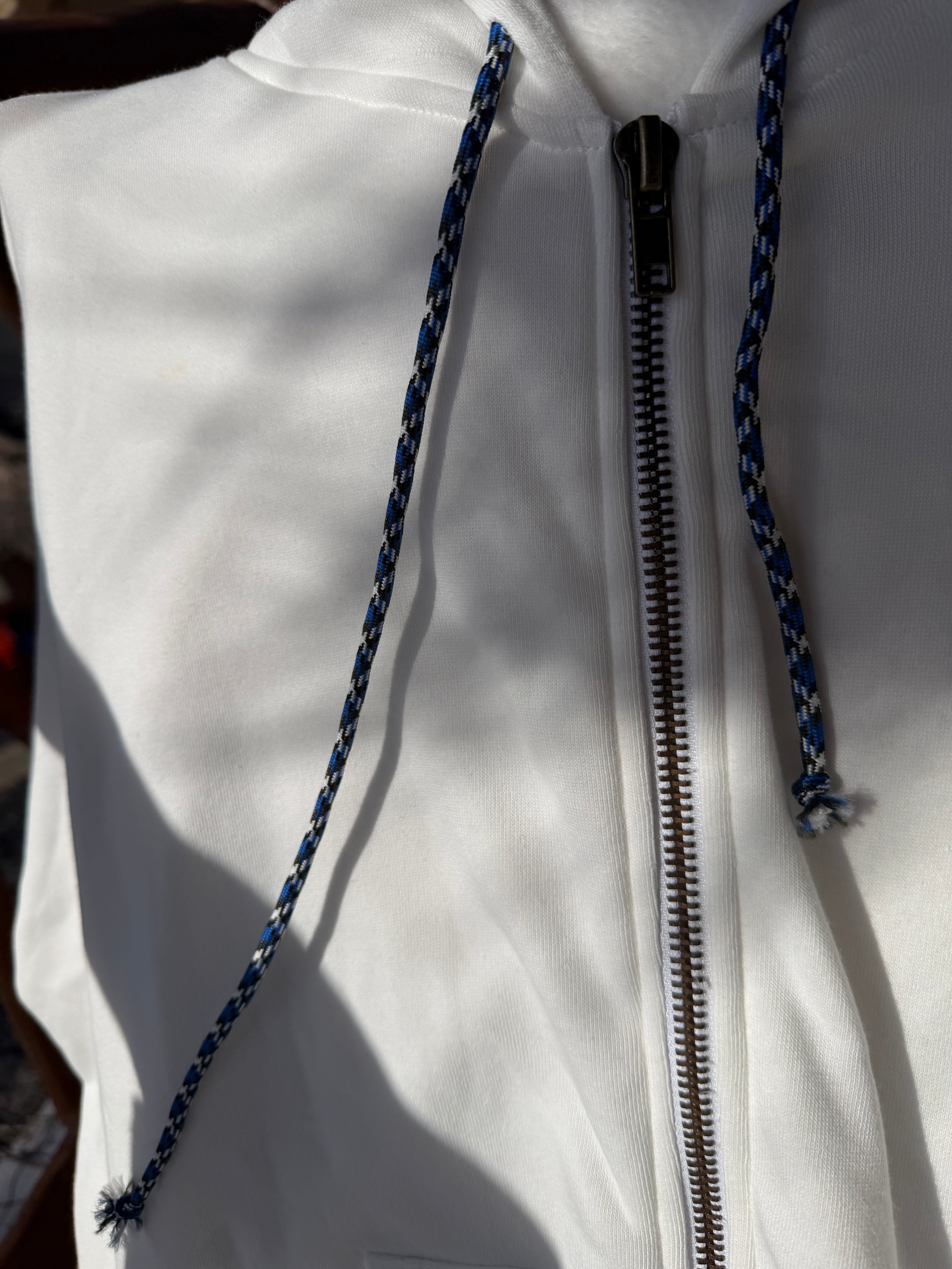 RAZIEL — ALBA TRINITY

White Edition