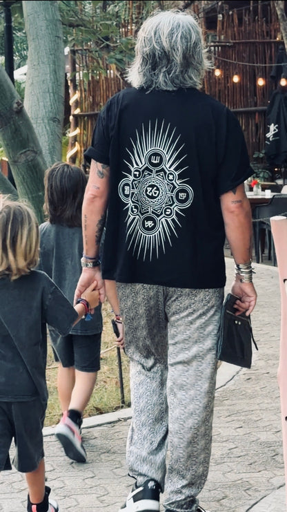 BACK OF KNOWING-BLACK EDITION