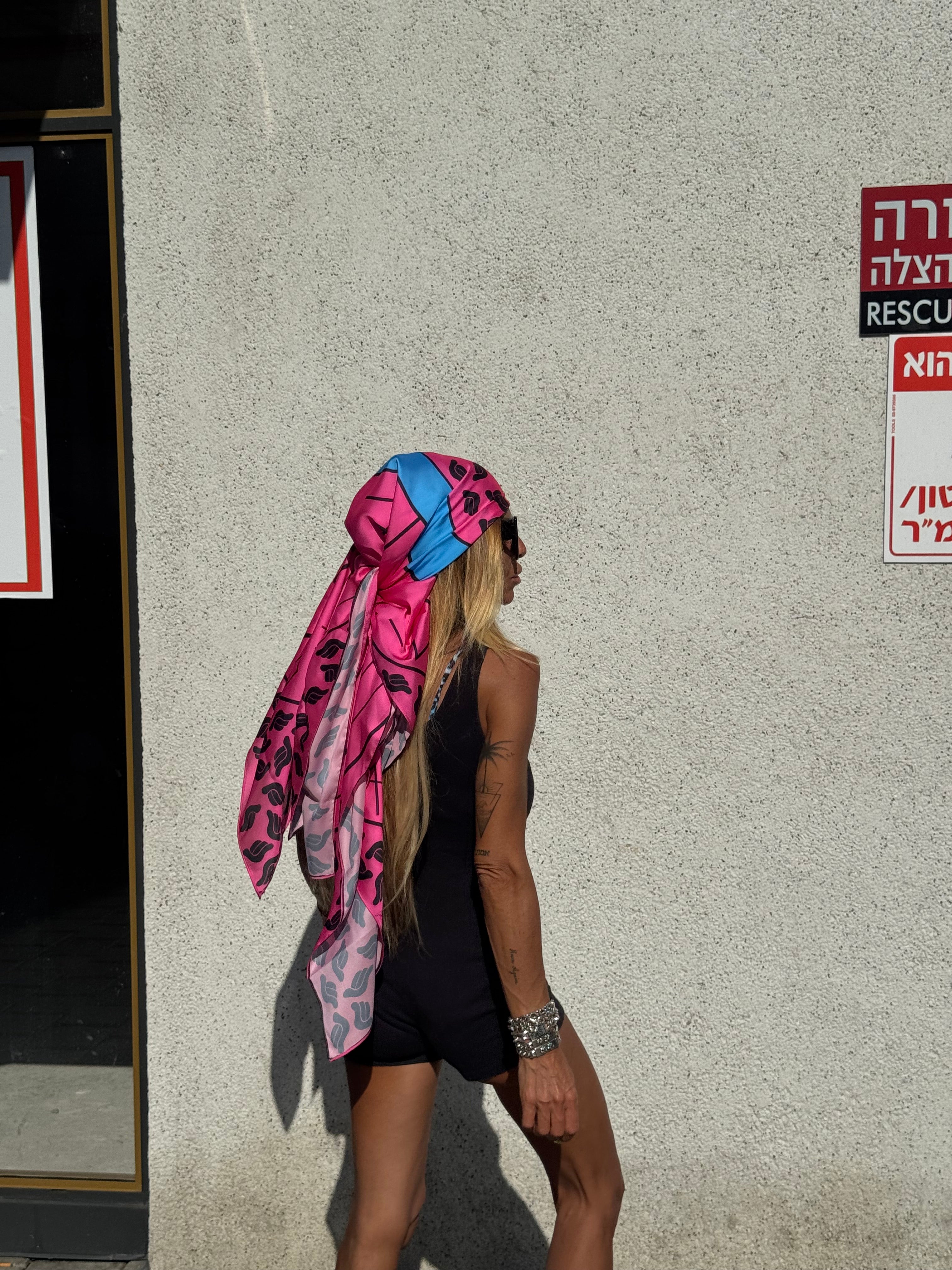 TRINITY Pink - Mamy Dolly Prayer Schwal Limited Edition