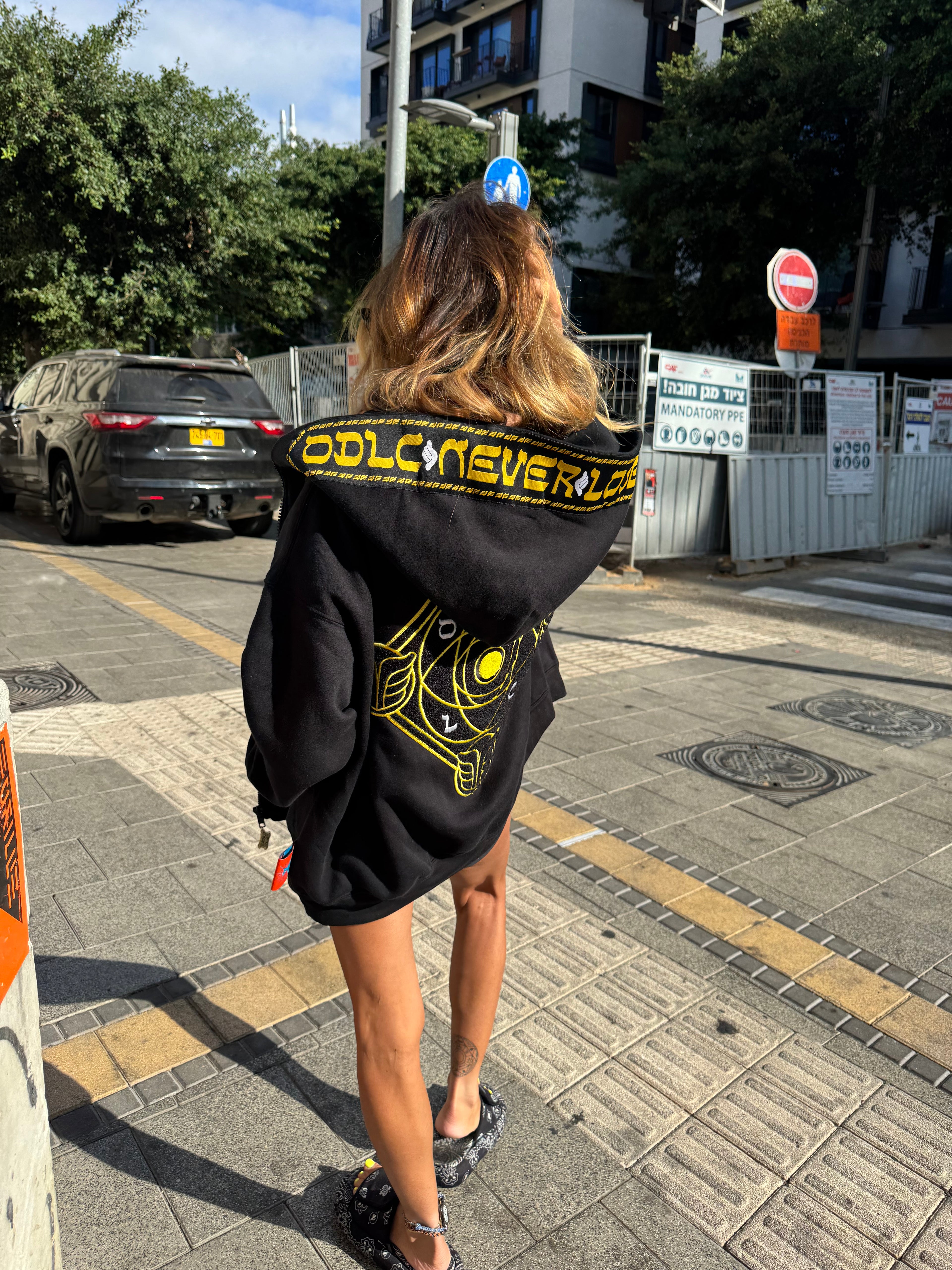 LE GOHEL Black &amp; Gold - Hoodie Limited Edition
