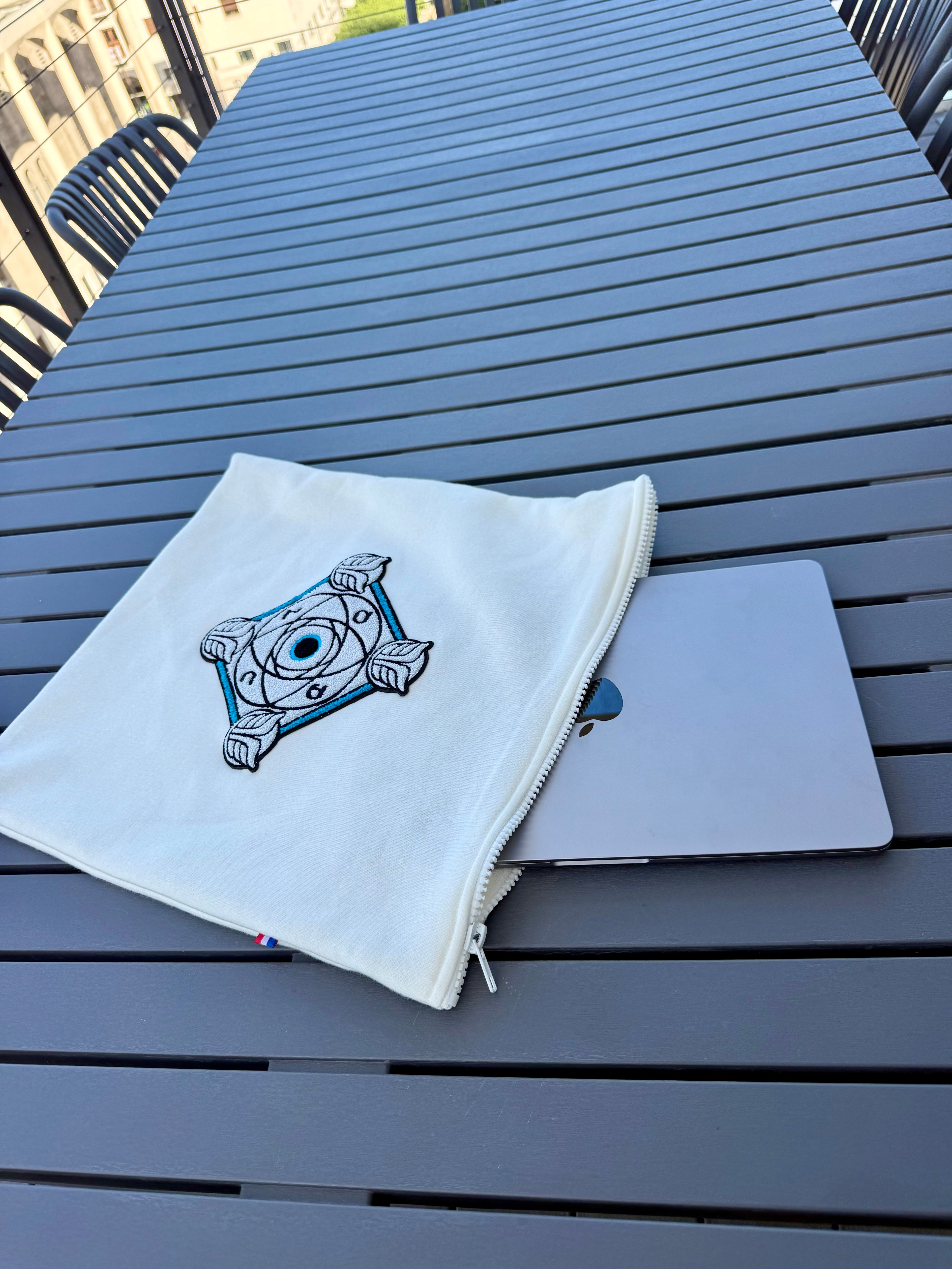 LE GOHEL CASE Off-White - Case Limited Edition