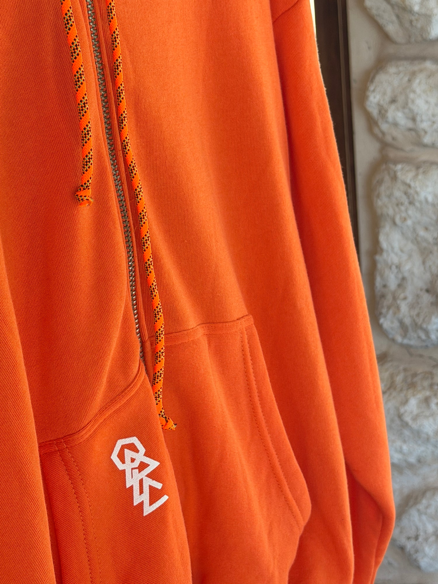 🔥 RAZIEL – Édition Hermit
Tarot de LA Connaissance- Orange incandescent.