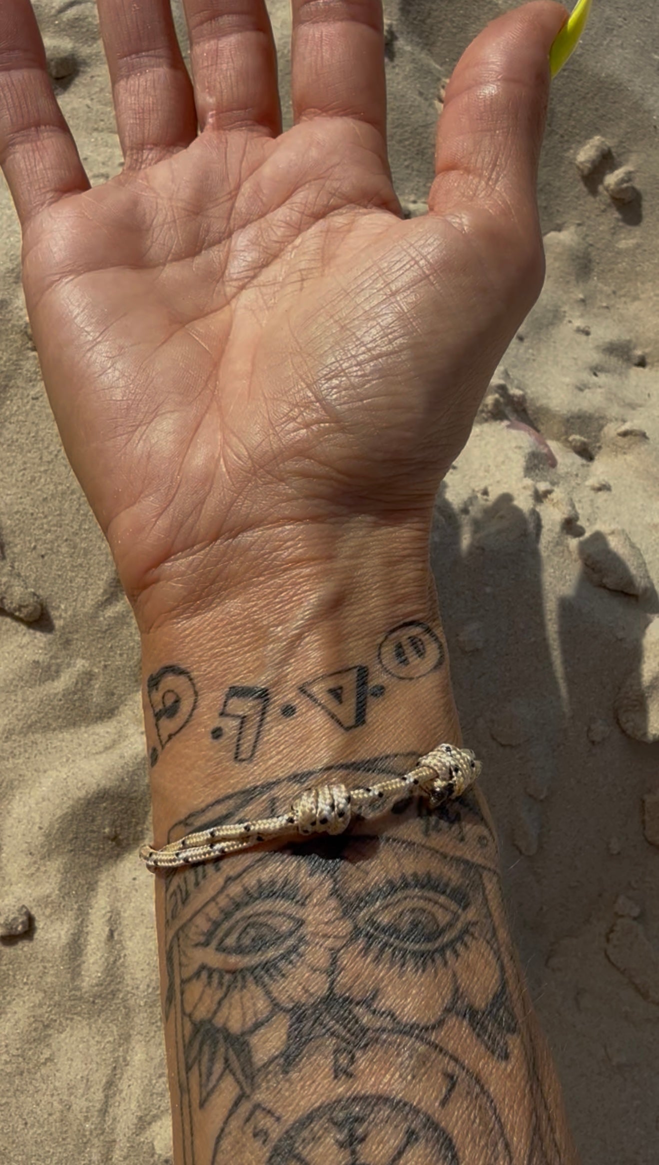 KOUMAZ Beige &amp; Blue - Bracelet Talisman Kabbalistique - Limited Edition