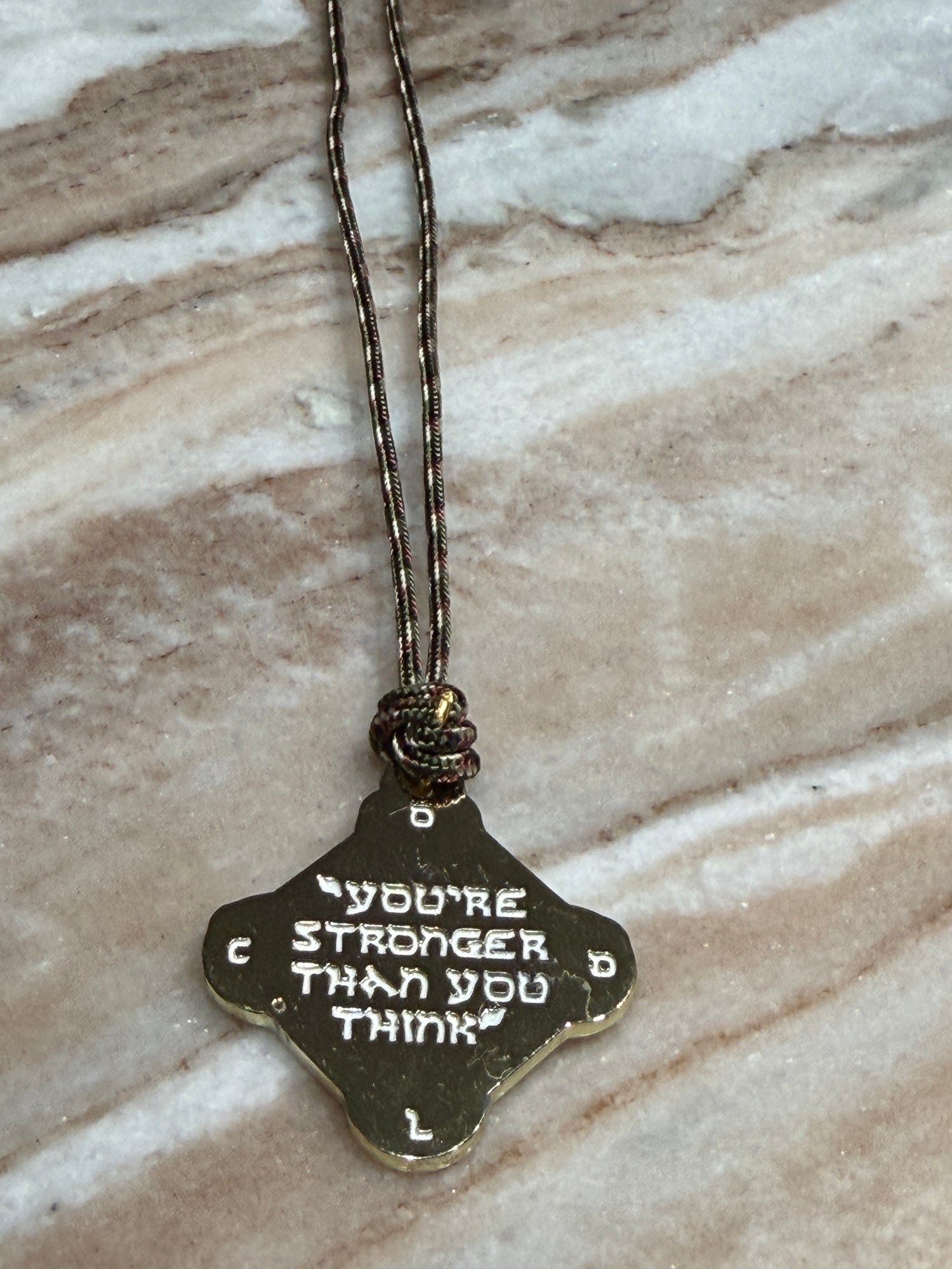 Pendentif Talisman Kabbalistique KOUMAZ Black &amp; Gold - Limited Edition