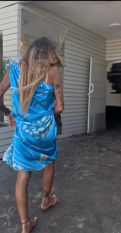 TRINITY Blue - Mamy Dolly Prayer Schwal Limited Edition