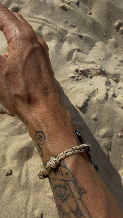 KOUMAZ Beige &amp; Blue - Bracelet Talisman Kabbalistique - Limited Edition