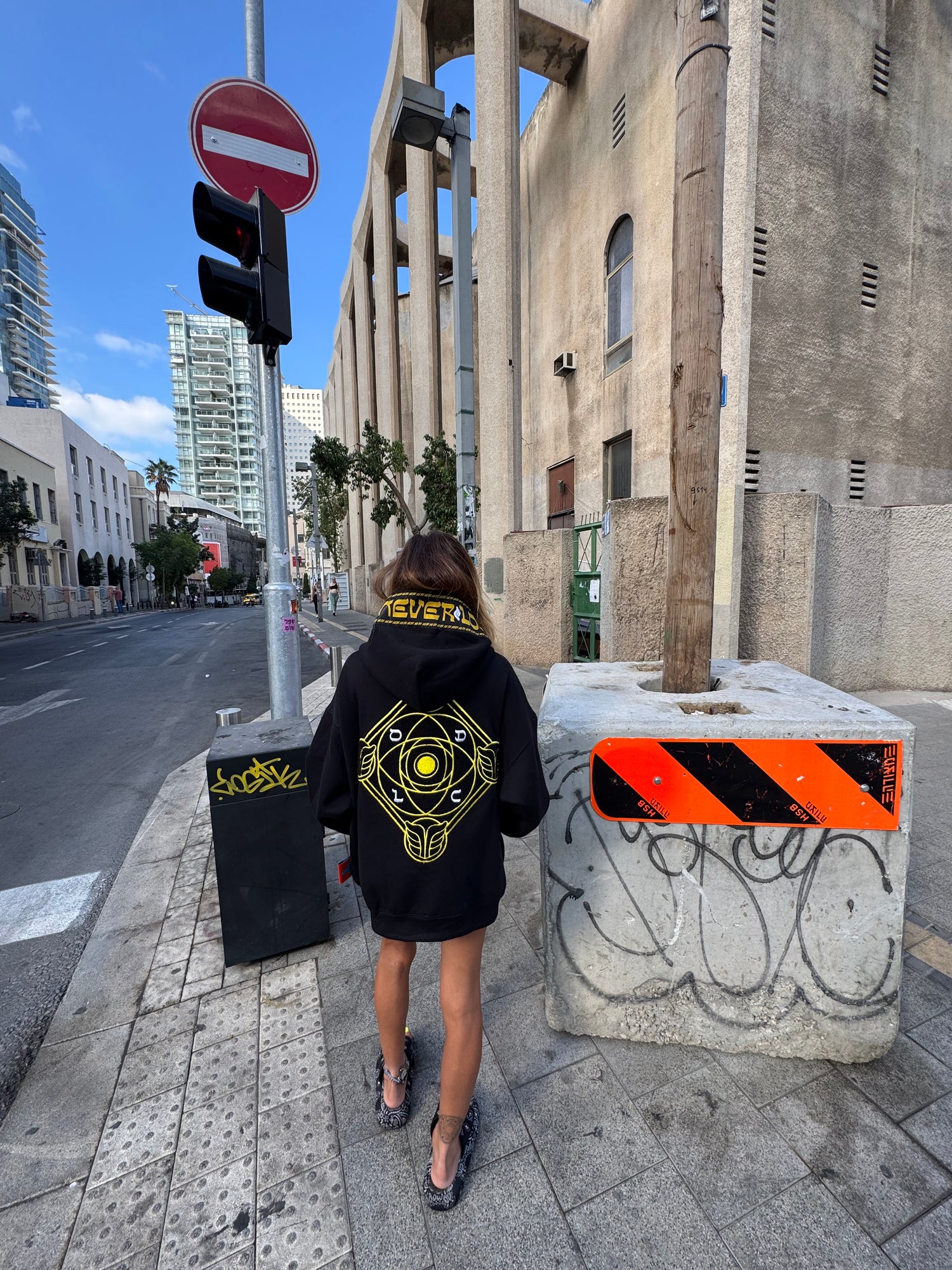 LE GOHEL Black &amp; Gold - Hoodie Limited Edition