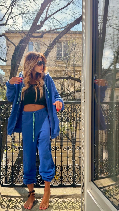 RAZIEL — BAJINO BLUE SET ( Raziel+Pant ODLC)

Back of Knowing Edition