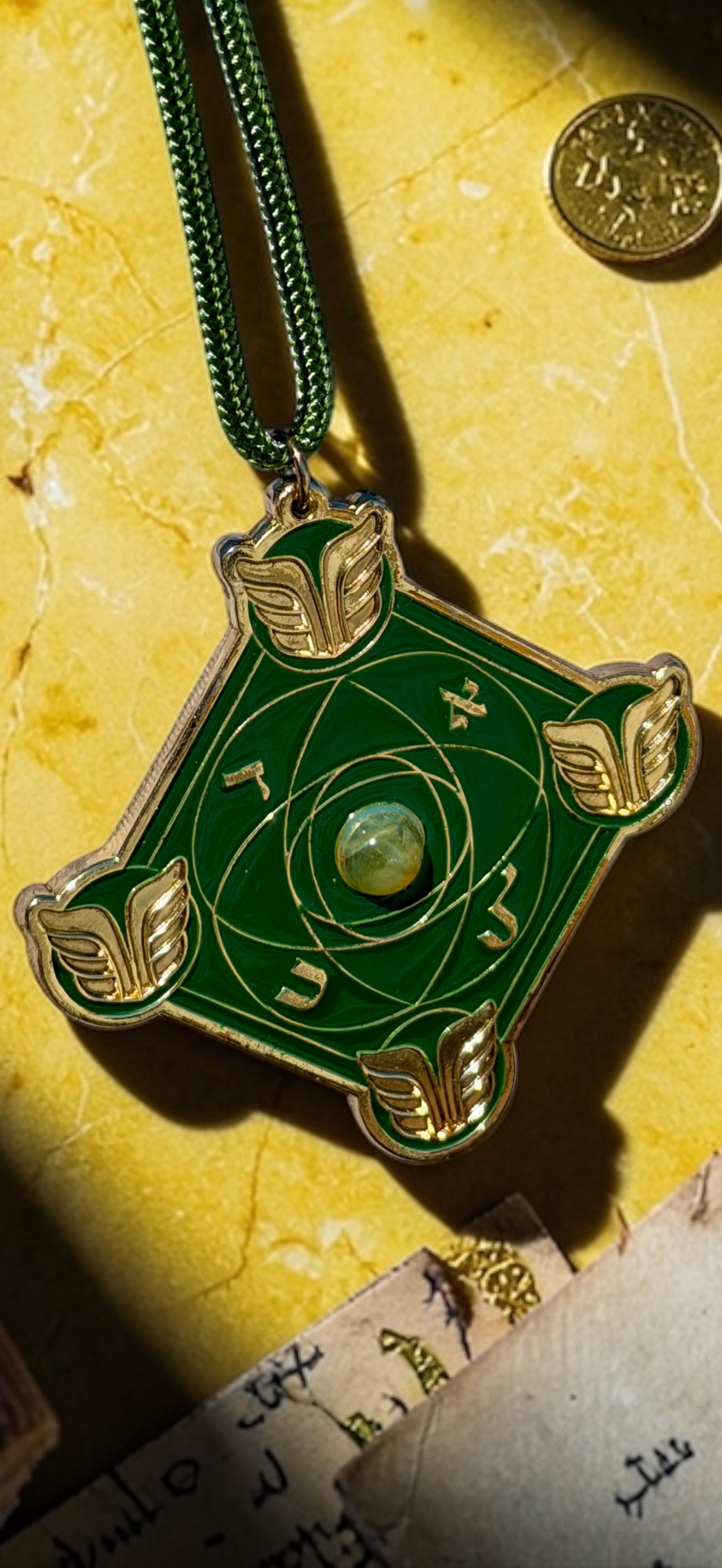 🟢🜂 OPHAL RAZIEL

Talisman Mystique &amp; KabbalistiqueLaiton Or Vieilli · Vert Émeraude · Yellow Opal — Stone of Wisdom