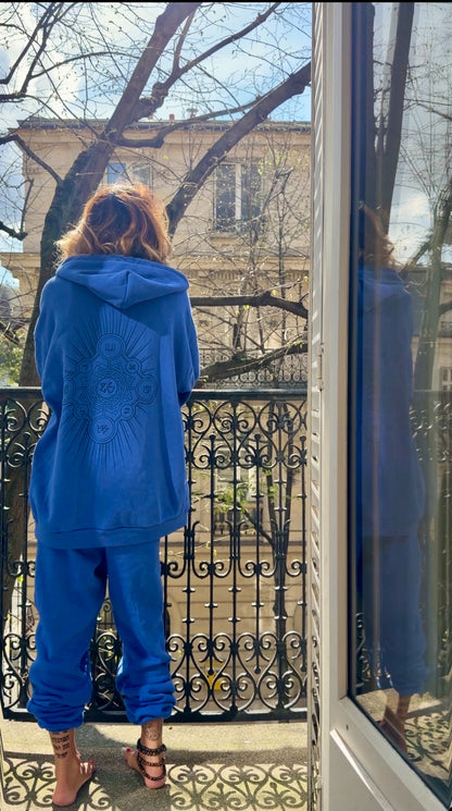 RAZIEL — BAJINO BLUE SET ( Raziel+Pant ODLC)

Back of Knowing Edition