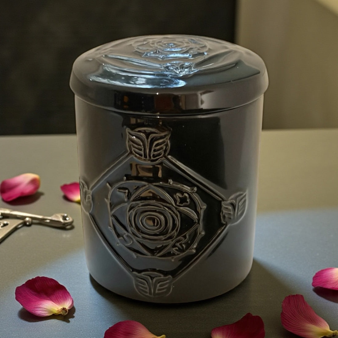 NERTAMID Noire parfumée Miel Cannelle - La Flamme Éternelle