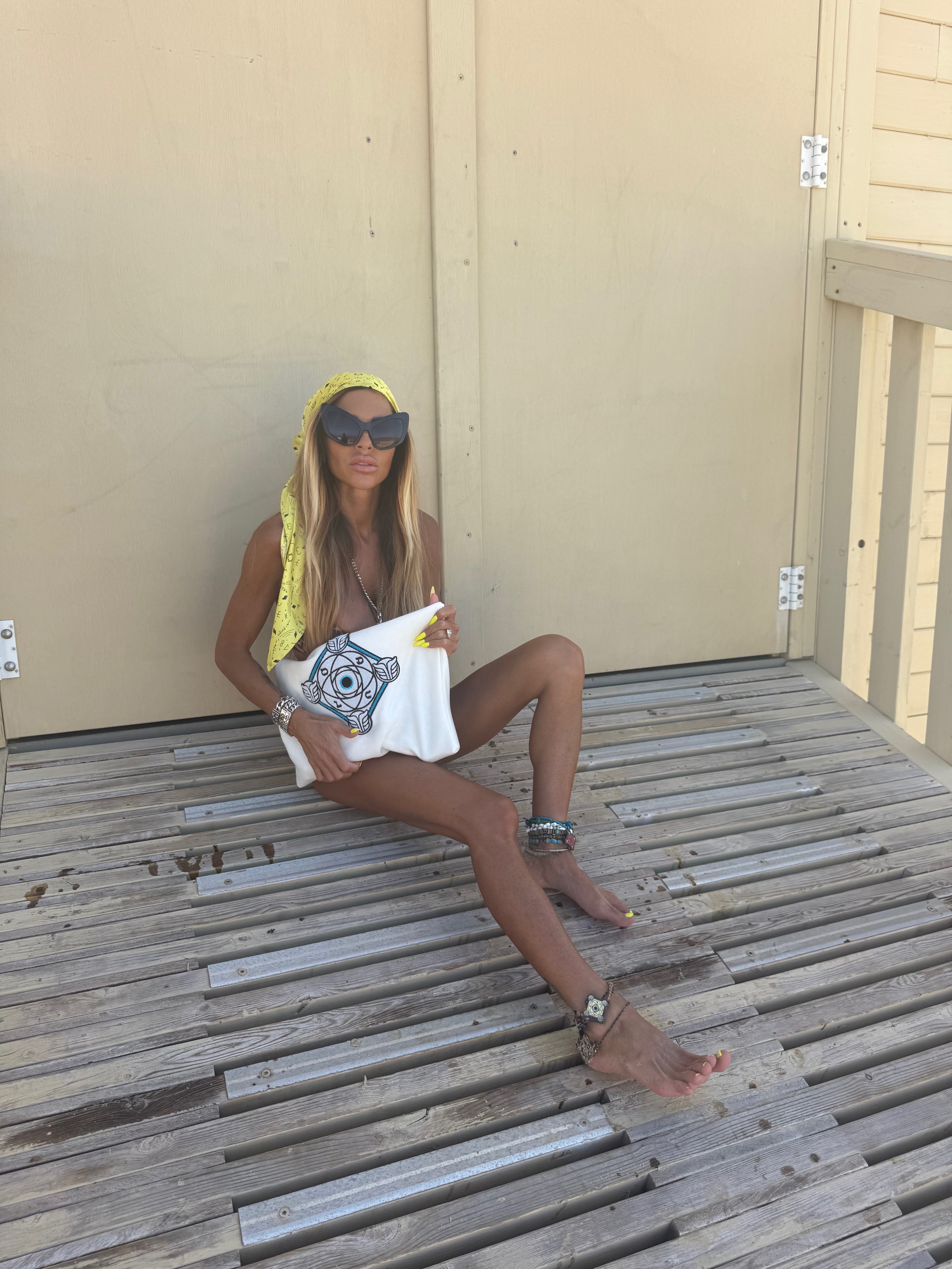 LE GOHEL CASE Off-White - Case Limited Edition