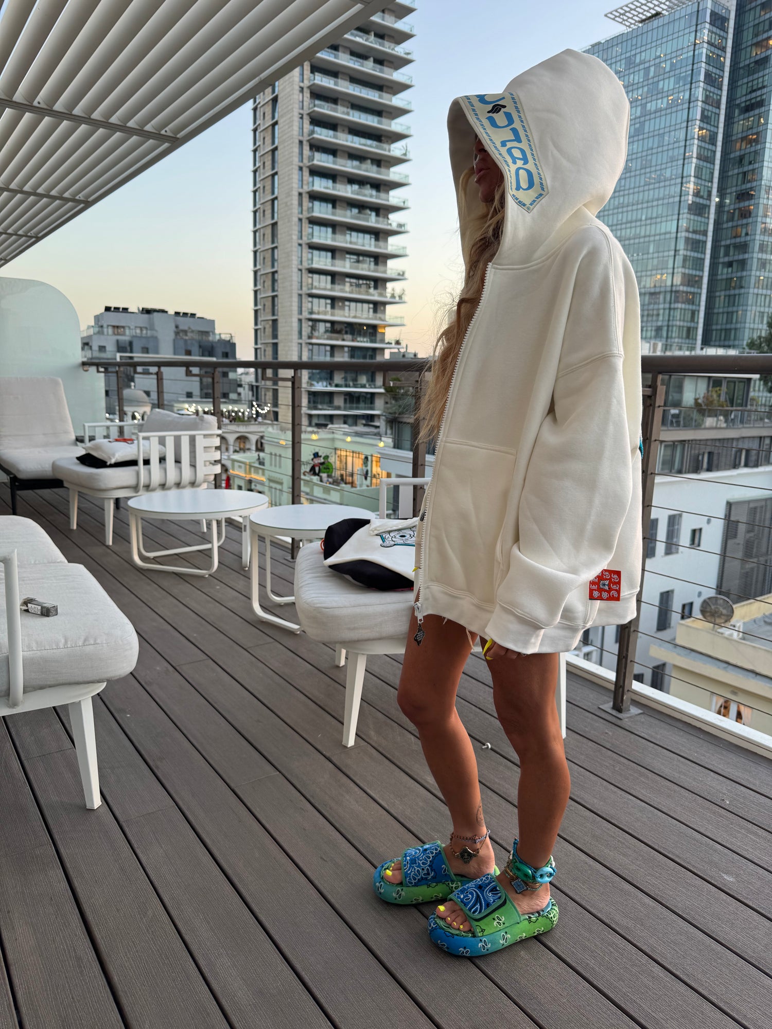 LE GOHEL Off-White &amp; Blue - Hoodie Limited Edition