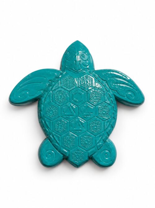MAAYANS — LA GARDIENNE DES OCÉANS ANCIENS - TORTUE DES MERS TURQUOISE PROFOND- Talisman Mystique Kabbalistique -Pendentif + cordon turquoise